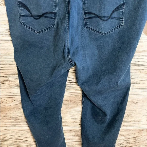 Roz & Ali Women's Plus Size 20 Average  Blue Denim Stretch Jeans - Picture 4 of 7